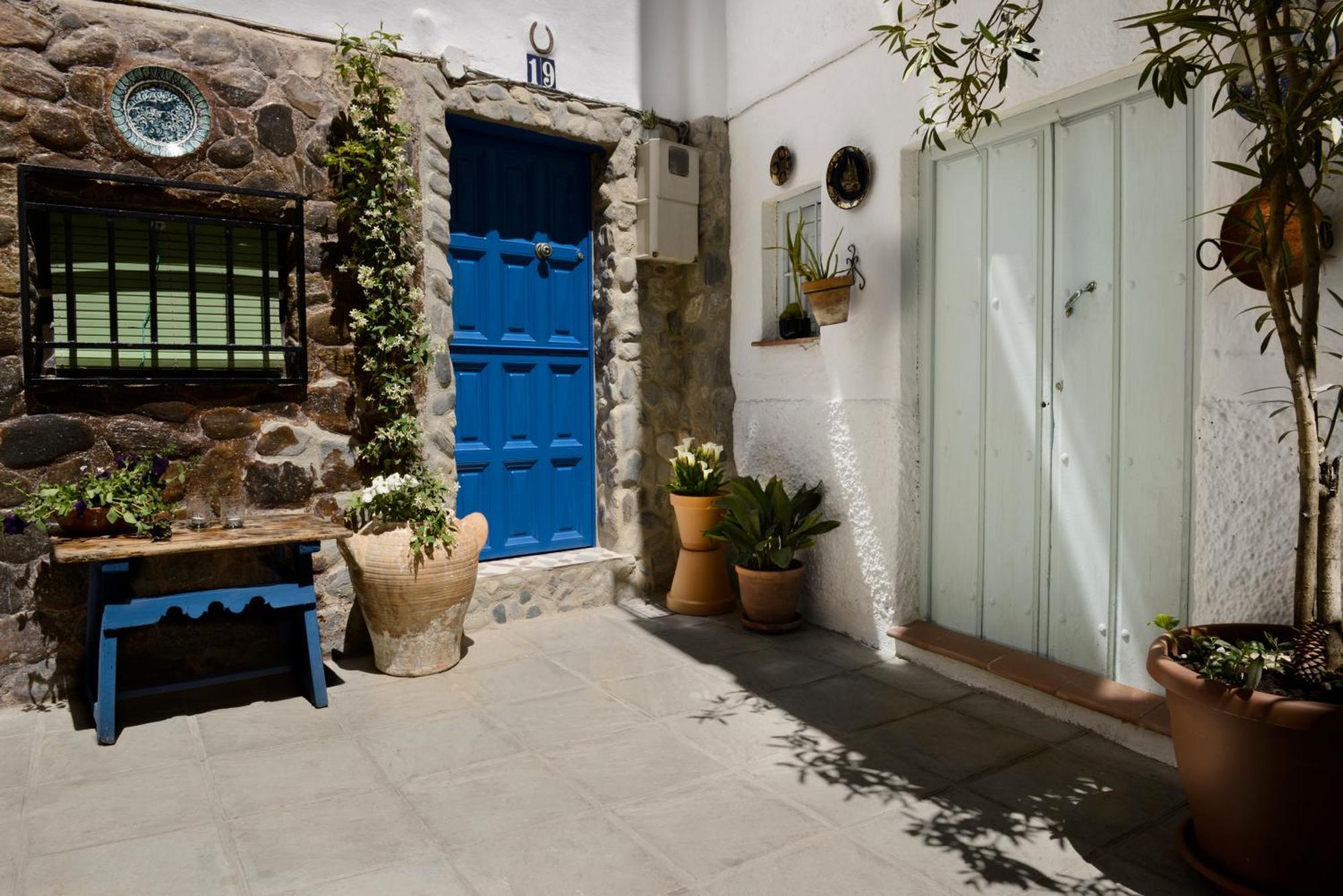 Casa Mona- Andalucian Mountain Village Getaway غويخار سييرا المظهر الخارجي الصورة