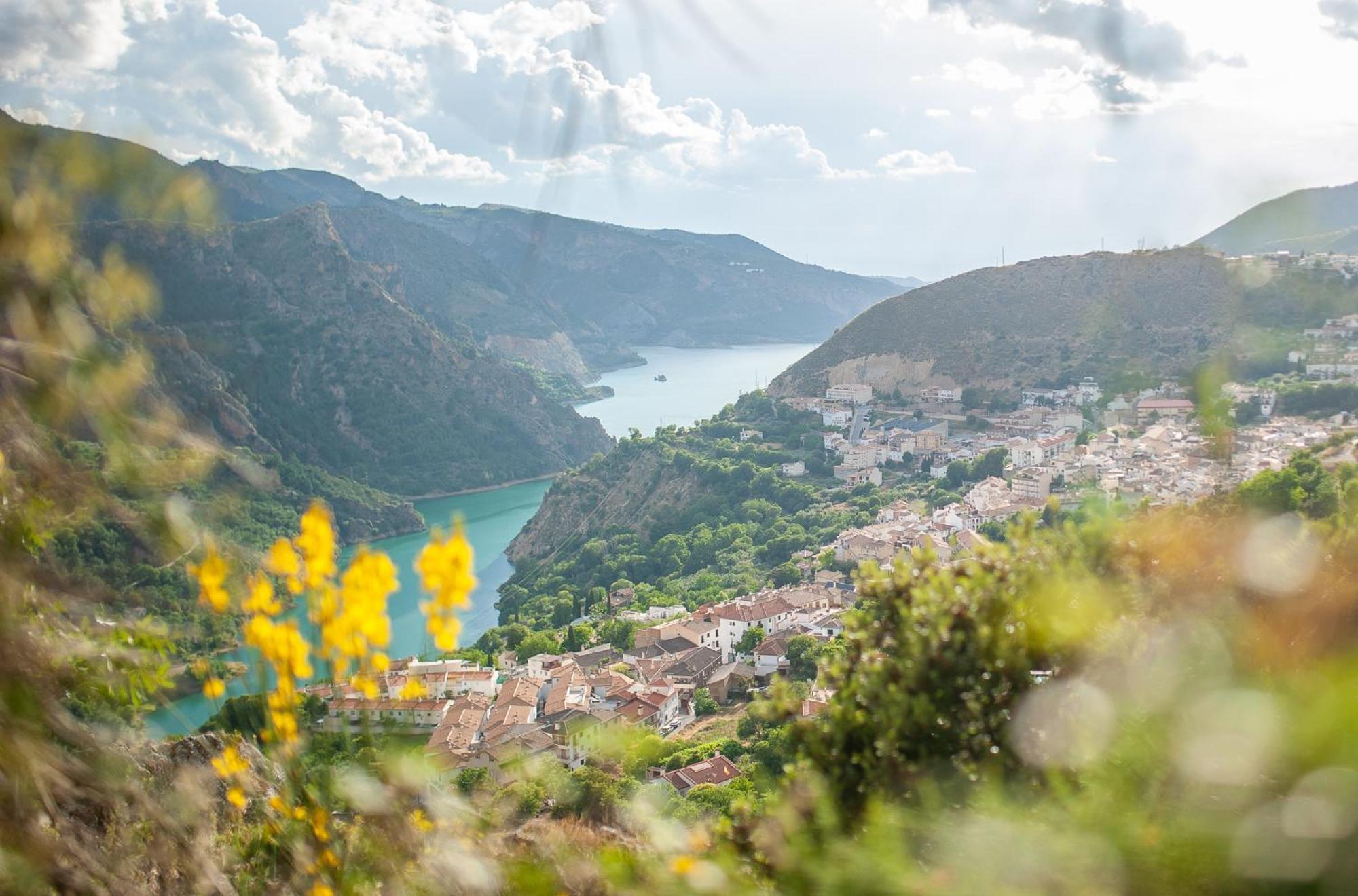 Casa Mona- Andalucian Mountain Village Getaway غويخار سييرا المظهر الخارجي الصورة