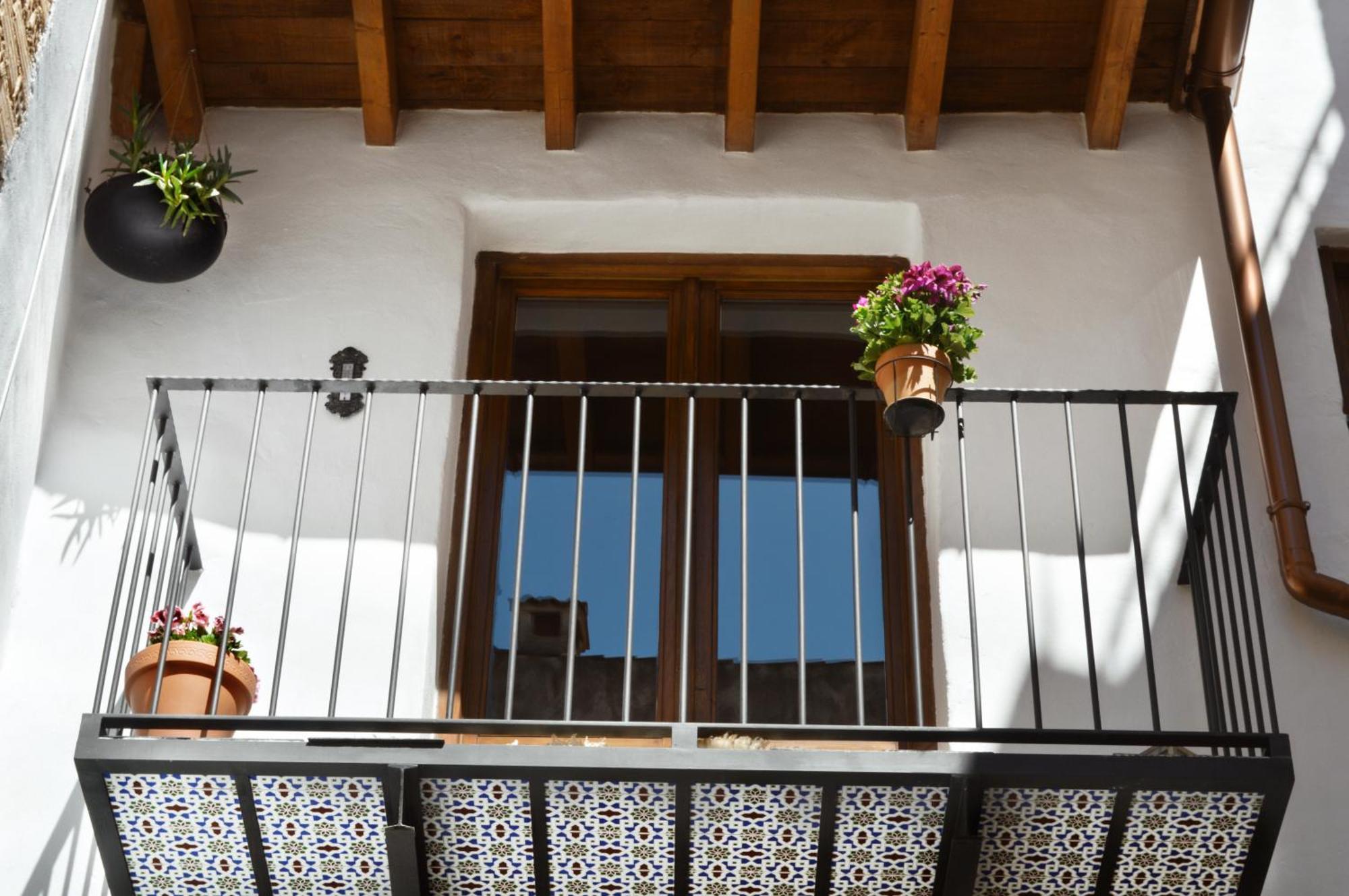 Casa Mona- Andalucian Mountain Village Getaway غويخار سييرا المظهر الخارجي الصورة